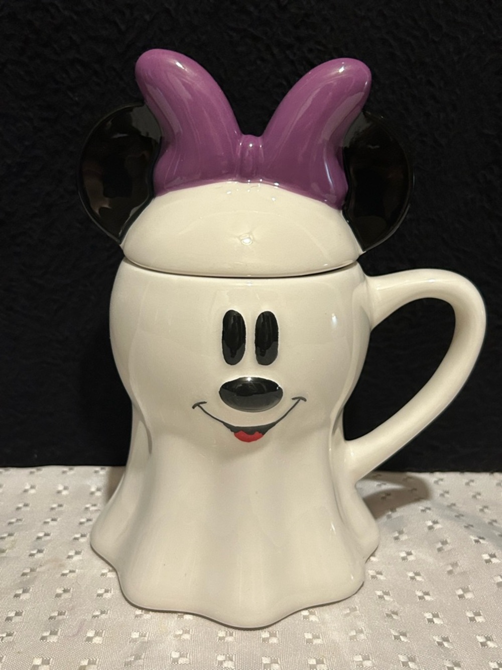 Disney Minnie Mouse Ghost Halloween Ceramic Mug Cup with Topper Lid